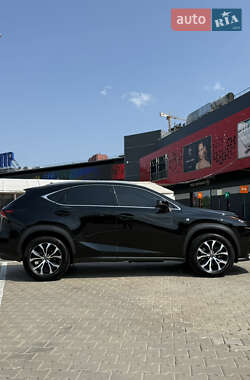 Внедорожник / Кроссовер Lexus NX 2017 в 