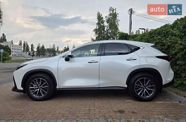 Внедорожник / Кроссовер Lexus NX 2022 в 