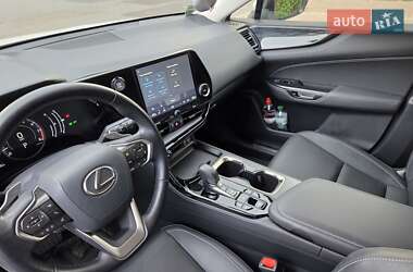 Внедорожник / Кроссовер Lexus NX 2022 в 