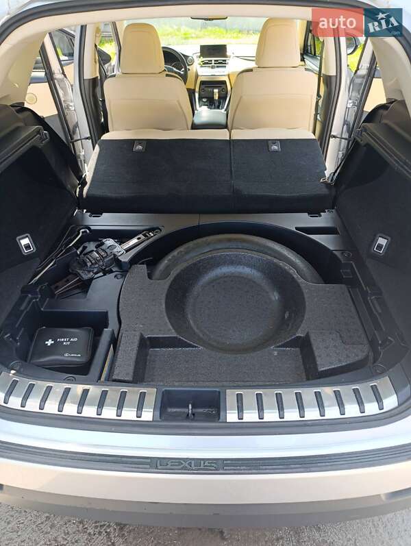 Внедорожник / Кроссовер Lexus NX 2015 в Киеве фото 7 Внедорожник / Кроссовер Lexus NX 2015 в Киеве