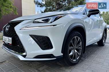 Внедорожник / Кроссовер Lexus NX 2021 в 