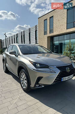 Внедорожник / Кроссовер Lexus NX 2018 в Хмельницком