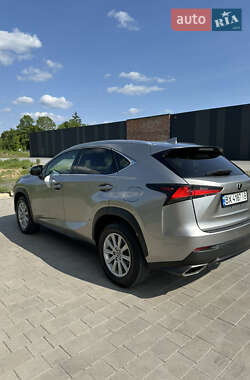 Внедорожник / Кроссовер Lexus NX 2018 в 