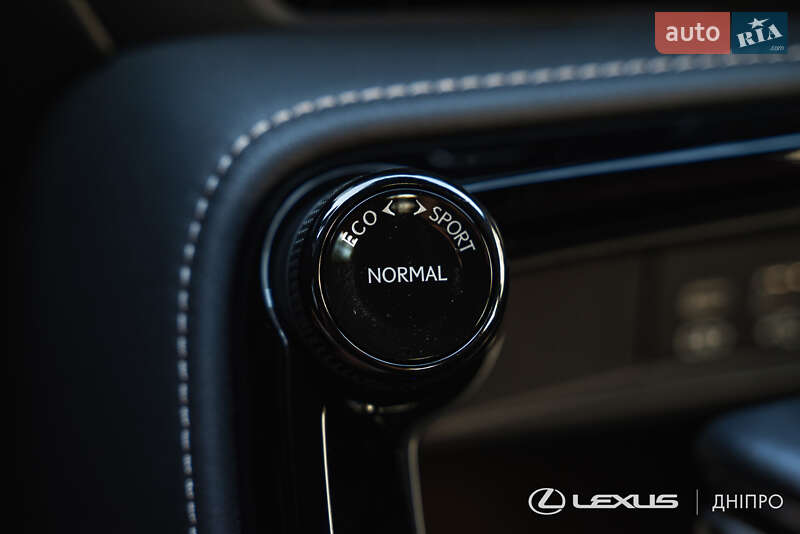 Позашляховик / Кросовер Lexus NX 2023 в Дніпрі