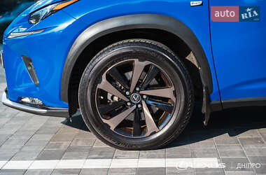 Внедорожник / Кроссовер Lexus NX 2021 в 