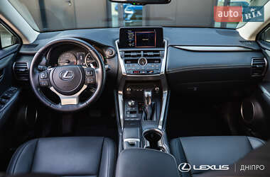 Внедорожник / Кроссовер Lexus NX 2021 в 