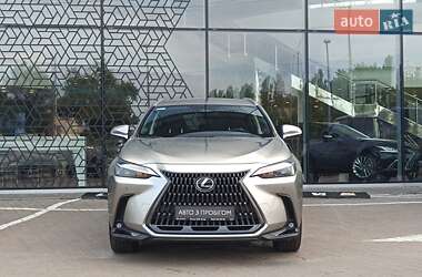 Внедорожник / Кроссовер Lexus NX 2022 в 