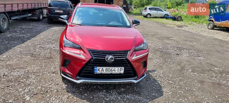 Внедорожник / Кроссовер Lexus NX 2020 в Новояворовске