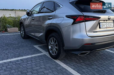 Внедорожник / Кроссовер Lexus NX 2018 в 