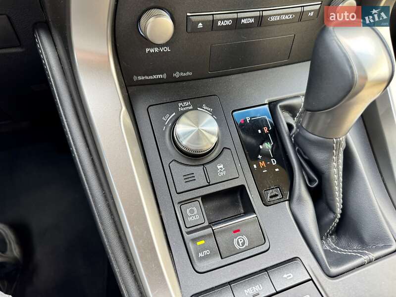Внедорожник / Кроссовер Lexus NX 2019 в Киеве