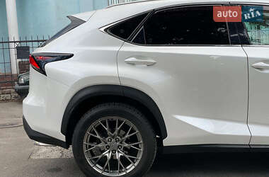 Внедорожник / Кроссовер Lexus NX 2016 в 