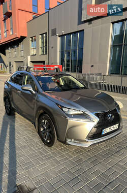 Позашляховик / Кросовер Lexus NX 2017 в Львові