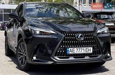 Внедорожник / Кроссовер Lexus NX 2022 в 