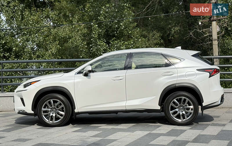 Внедорожник / Кроссовер Lexus NX 2018 в Днепре фото 8 Внедорожник / Кроссовер Lexus NX 2018 в Днепре