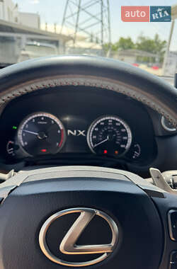 Внедорожник / Кроссовер Lexus NX 2015 в 
