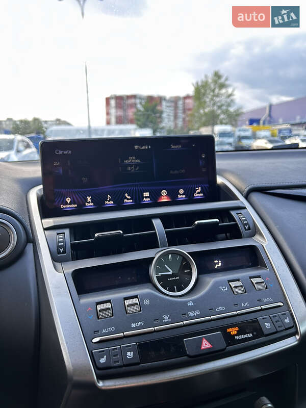 Внедорожник / Кроссовер Lexus NX 2018 в Днепре