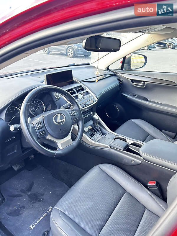 Внедорожник / Кроссовер Lexus NX 2018 в Днепре