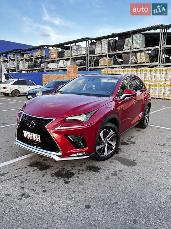 Внедорожник / Кроссовер Lexus NX 2018 в Днепре