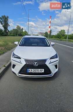 Внедорожник / Кроссовер Lexus NX 2018 в 