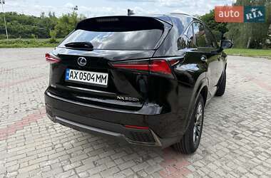 Внедорожник / Кроссовер Lexus NX 2020 в 