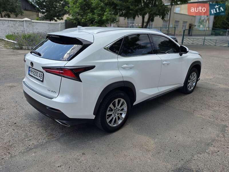 Внедорожник / Кроссовер Lexus NX 2019 в Подольске