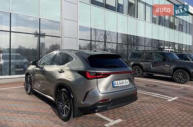 Внедорожник / Кроссовер Lexus NX 2021 в 