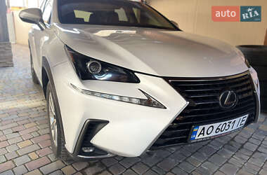 Внедорожник / Кроссовер Lexus NX 2018 в Ужгороде