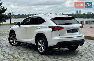 Внедорожник / Кроссовер Lexus NX 2016 в 