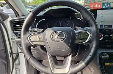 Внедорожник / Кроссовер Lexus NX 2022 в 