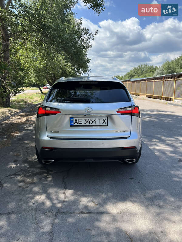 Позашляховик / Кросовер Lexus NX 2015 в Кам'янському
