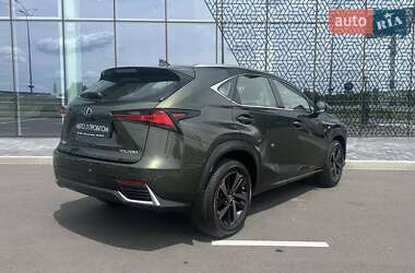 Внедорожник / Кроссовер Lexus NX 2020 в 