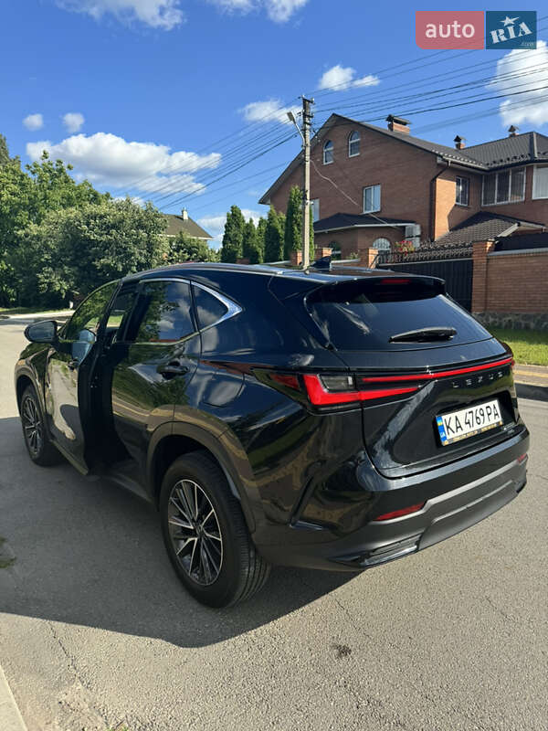 Внедорожник / Кроссовер Lexus NX 2022 в Киеве