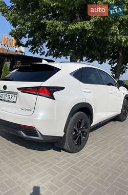 Внедорожник / Кроссовер Lexus NX 2019 в 
