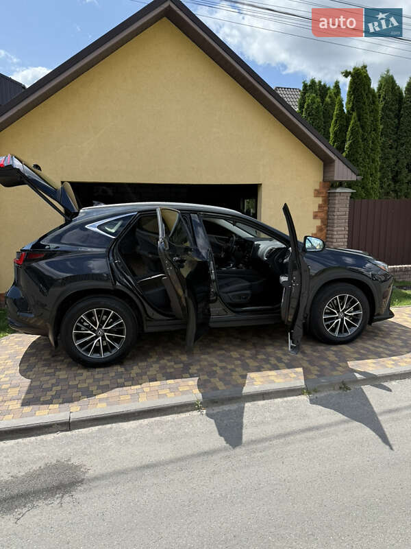 Внедорожник / Кроссовер Lexus NX 2022 в Киеве