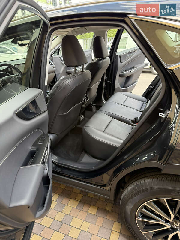 Внедорожник / Кроссовер Lexus NX 2022 в Киеве