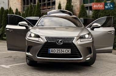Внедорожник / Кроссовер Lexus NX 2018 в 