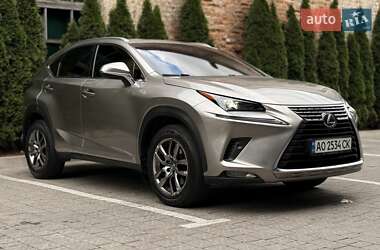 Внедорожник / Кроссовер Lexus NX 2018 в 