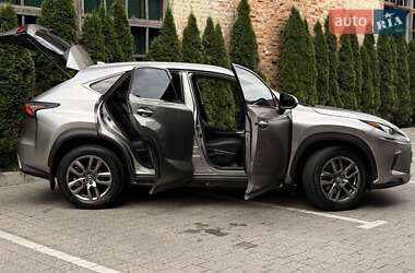 Внедорожник / Кроссовер Lexus NX 2018 в 