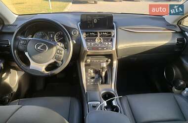 Внедорожник / Кроссовер Lexus NX 2018 в 