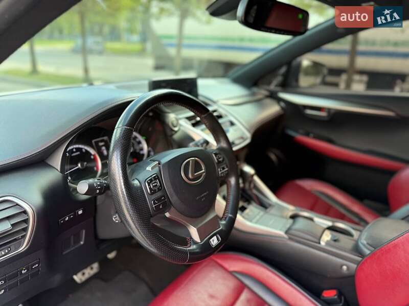 Внедорожник / Кроссовер Lexus NX 2017 в Днепре