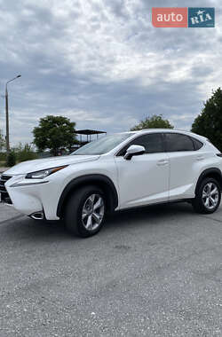 Внедорожник / Кроссовер Lexus NX 2017 в 