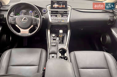 Внедорожник / Кроссовер Lexus NX 2017 в 