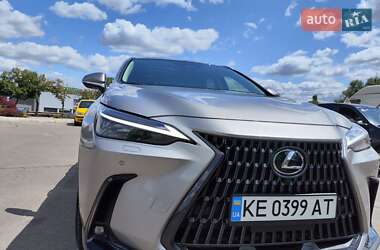 Позашляховик / Кросовер Lexus NX 2022 в 