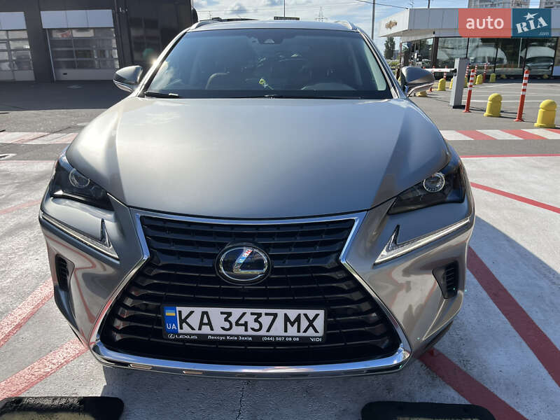 Внедорожник / Кроссовер Lexus NX 2017 в Киеве