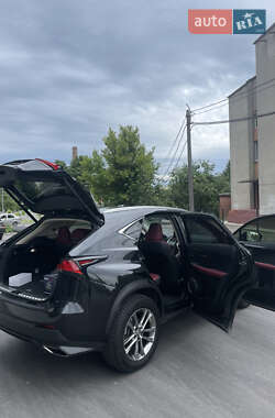 Внедорожник / Кроссовер Lexus NX 2021 в 