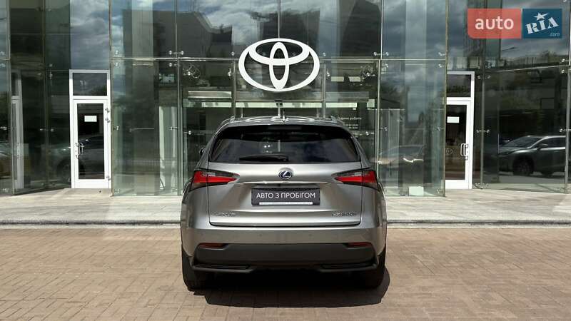 Внедорожник / Кроссовер Lexus NX 2016 в Киеве