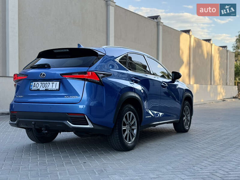 Внедорожник / Кроссовер Lexus NX 2018 в Одессе
