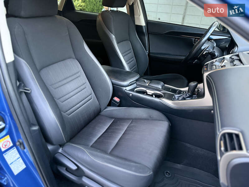 Внедорожник / Кроссовер Lexus NX 2018 в Одессе