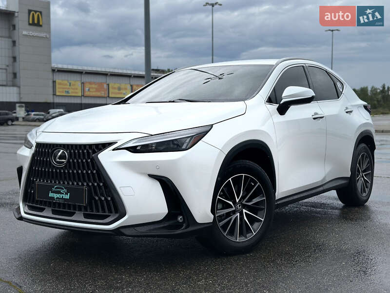 Внедорожник / Кроссовер Lexus NX 2022 в 