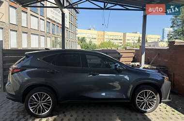 Внедорожник / Кроссовер Lexus NX 2022 в 